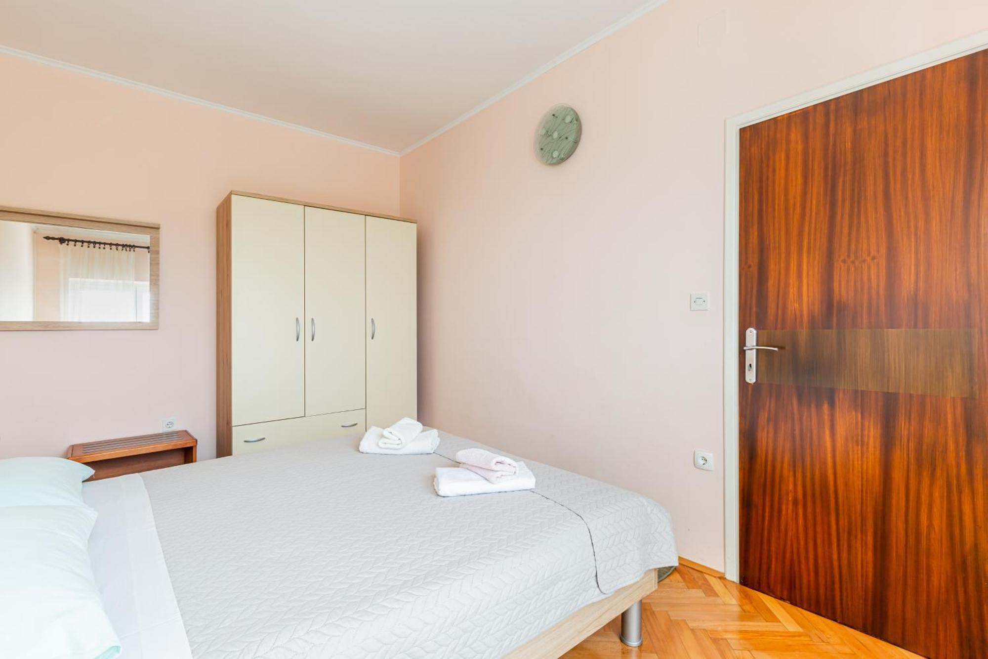 Apartments With A Parking Space Brsec, Opatija - 7796 Martina Rom bilde